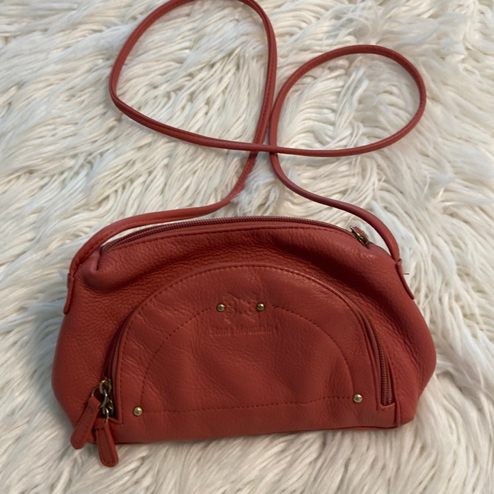 STONE MOUNTAIN Purse 100% genuine leather purse BNWOT